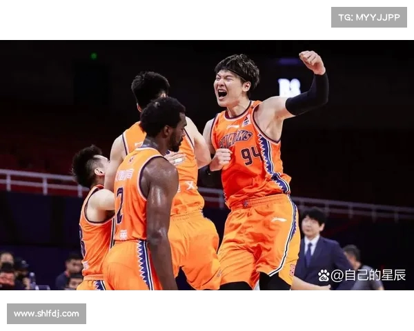 CBA：上海久事首战大胜，展现冠军实力