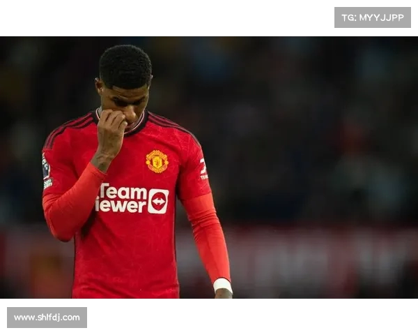 曼联全队进攻流畅，战胜劲敌迈向新高