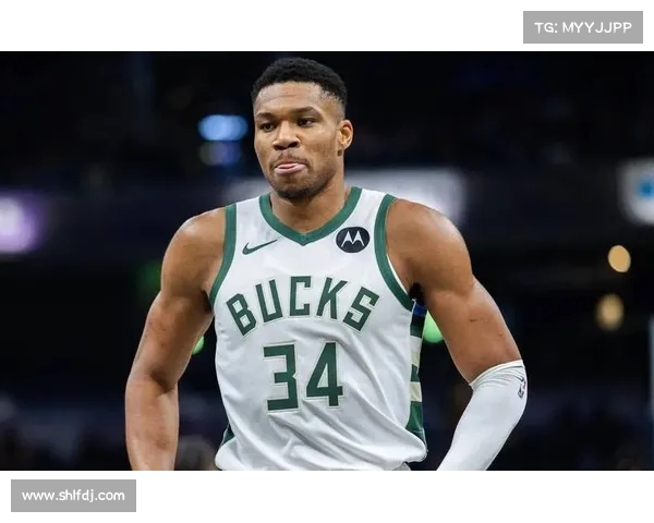 雄鹿队从容取胜,字母哥带领无敌 雄鹿队从容取胜,字母哥带领无敌